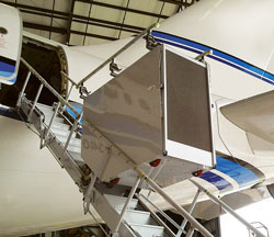 Airstair-VIP Lift, during deployment. Click for larger picture.